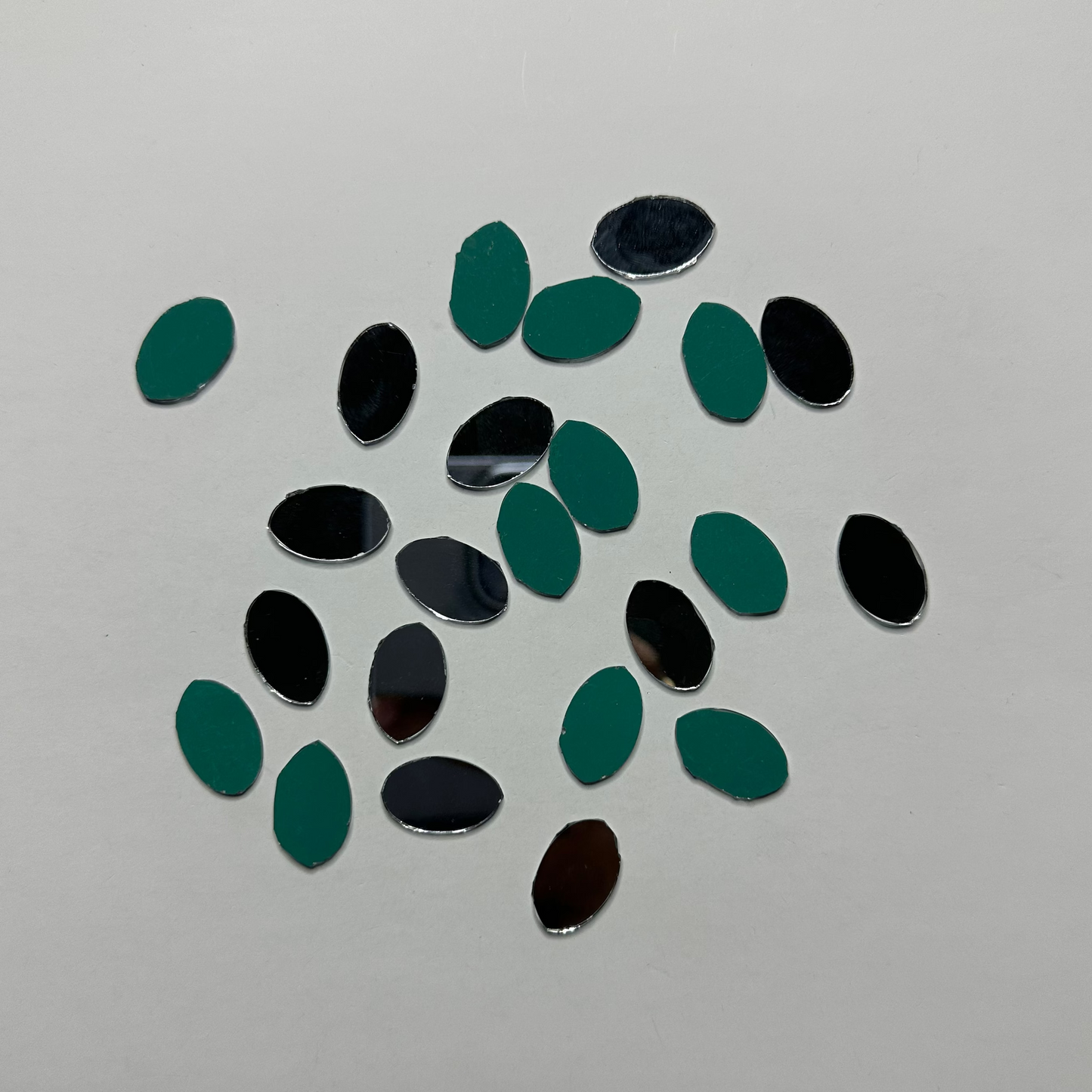 OV - 18,20 FANCY SHAPE MIRRORS