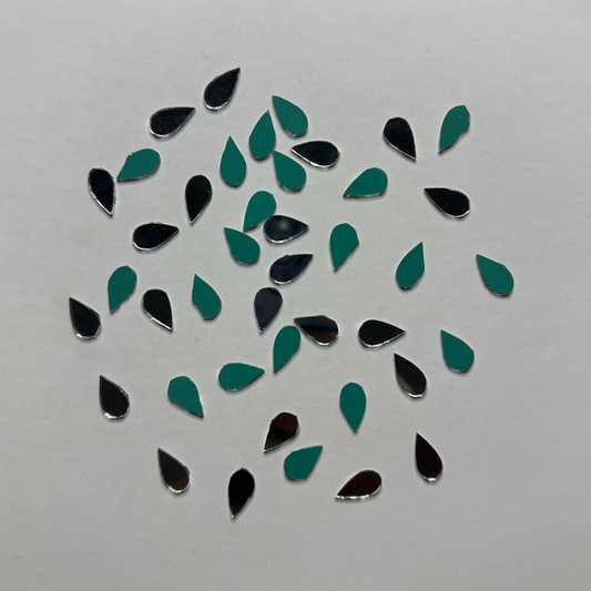 ALMOND SHAPE MIRRORS