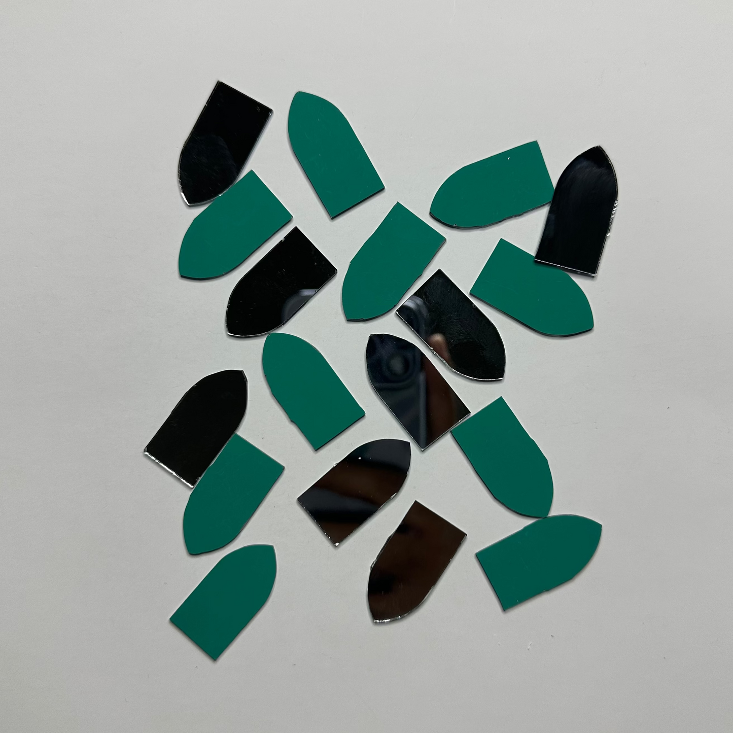 Q- 27,29 FANCY SHAPE MIRRORS