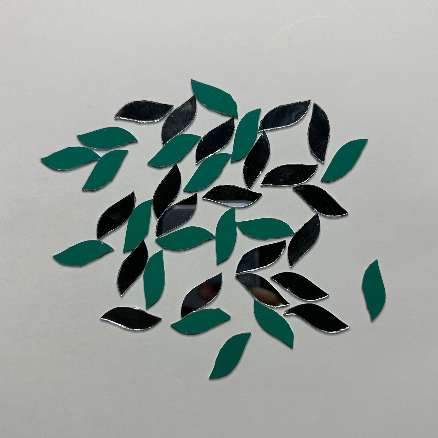 Q-30 FANCY SHAPE MIRRORS