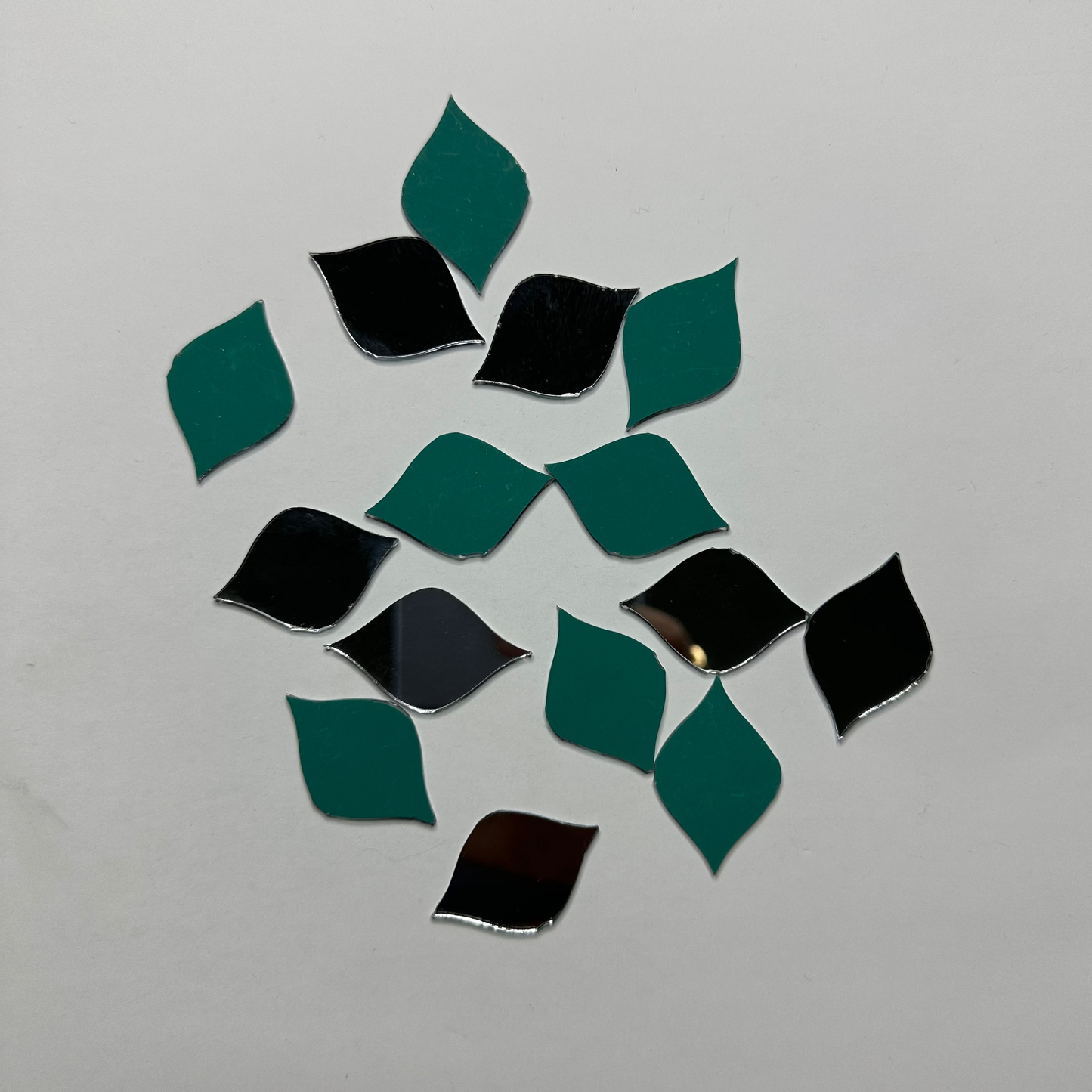 LF - FANCY SHAPE MIRRORS