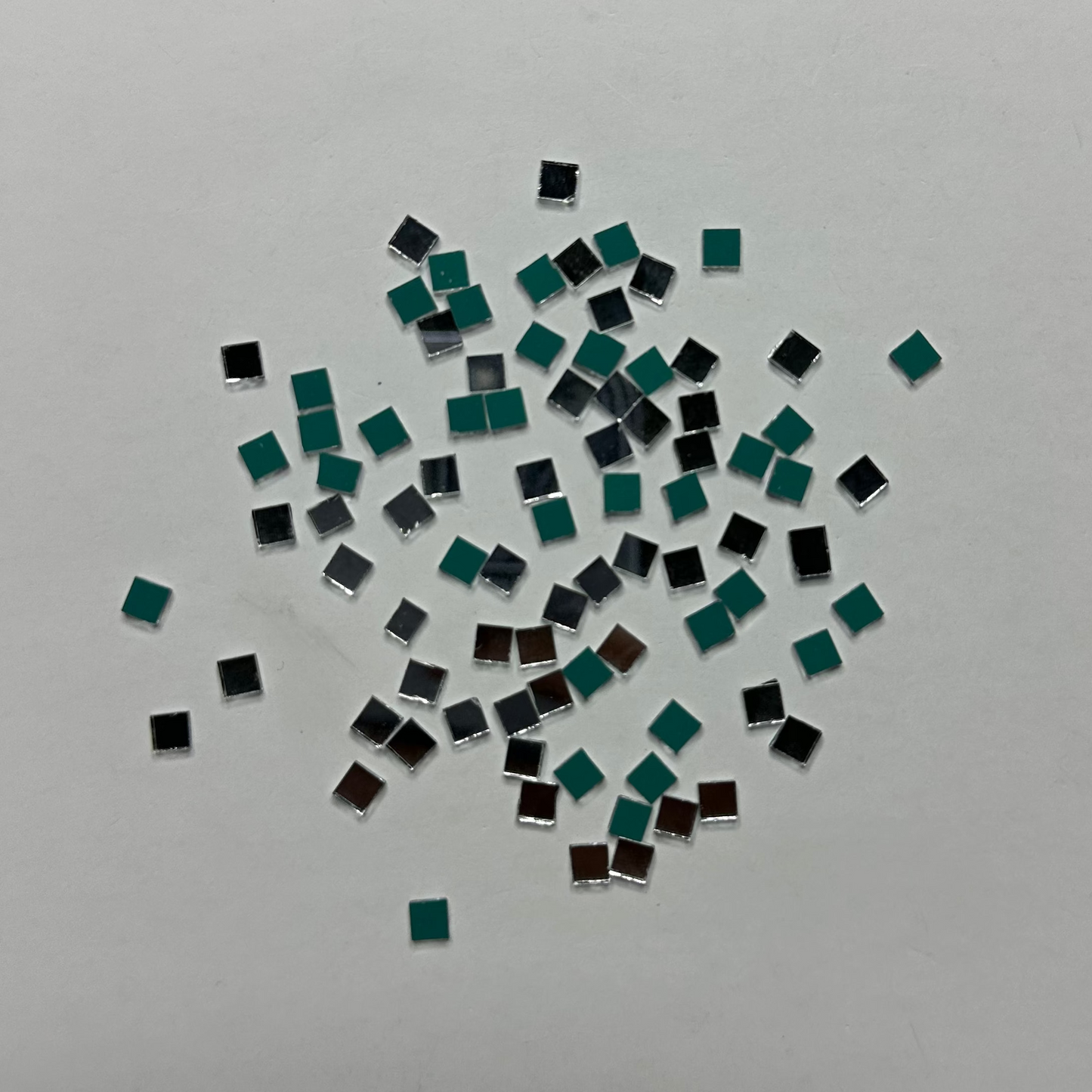 SQUARE SHAPE MIRRORS