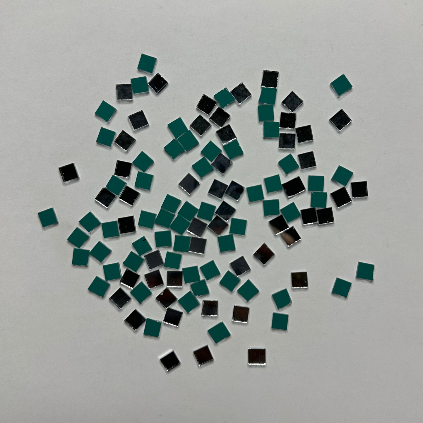 SQUARE SHAPE MIRRORS