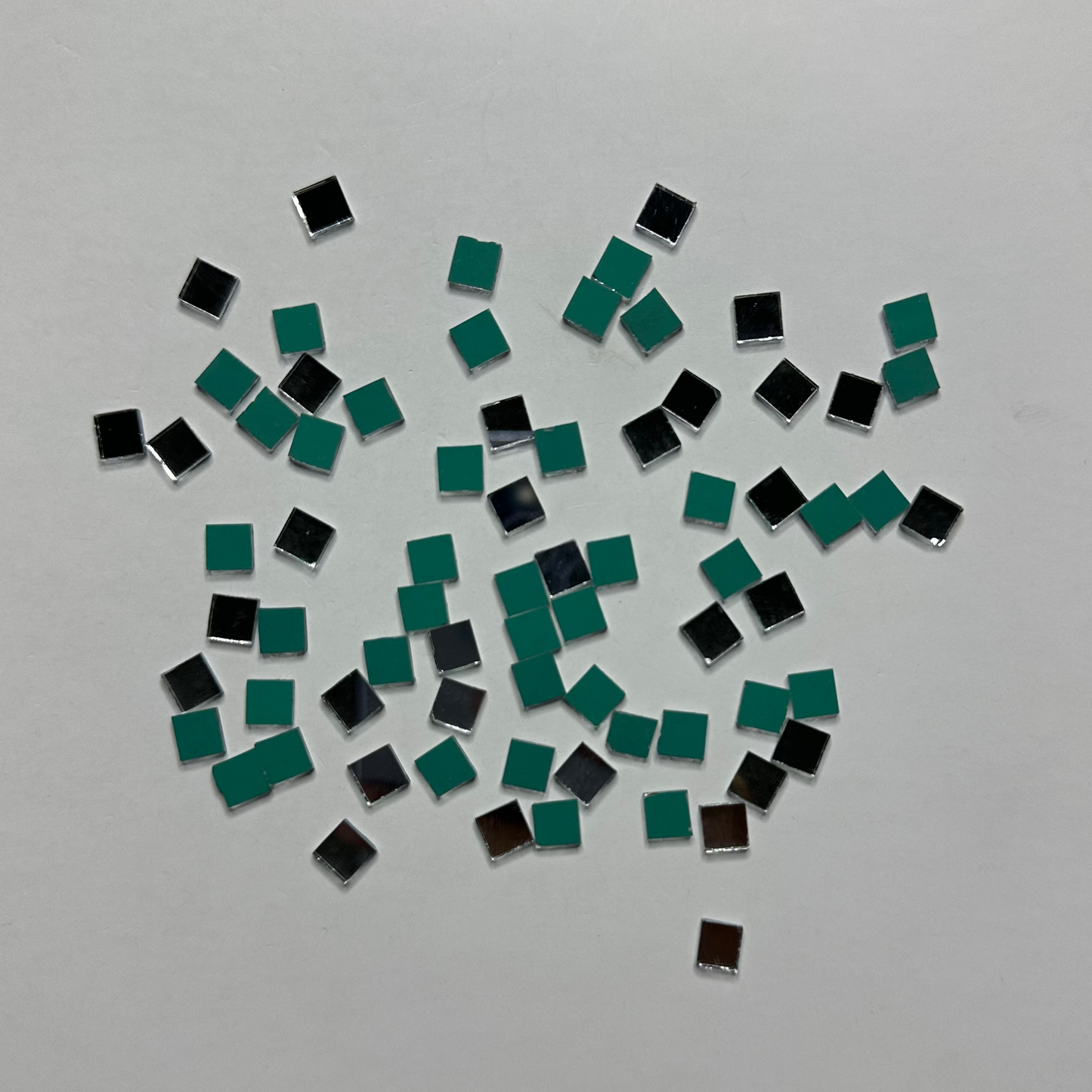 SQUARE SHAPE MIRRORS