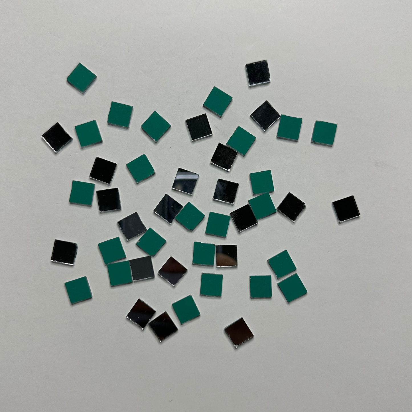 SQUARE SHAPE MIRRORS
