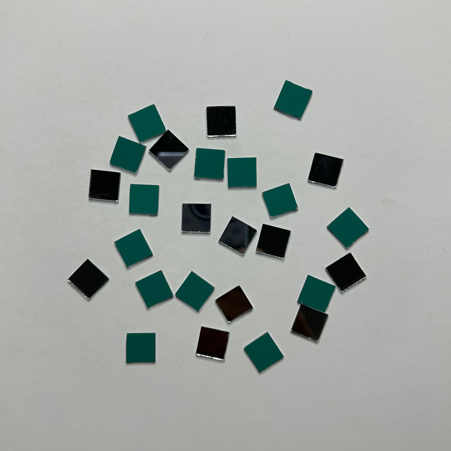 SQUARE SHAPE MIRRORS