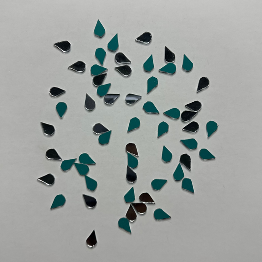 ALMOND SHAPE MIRRORS